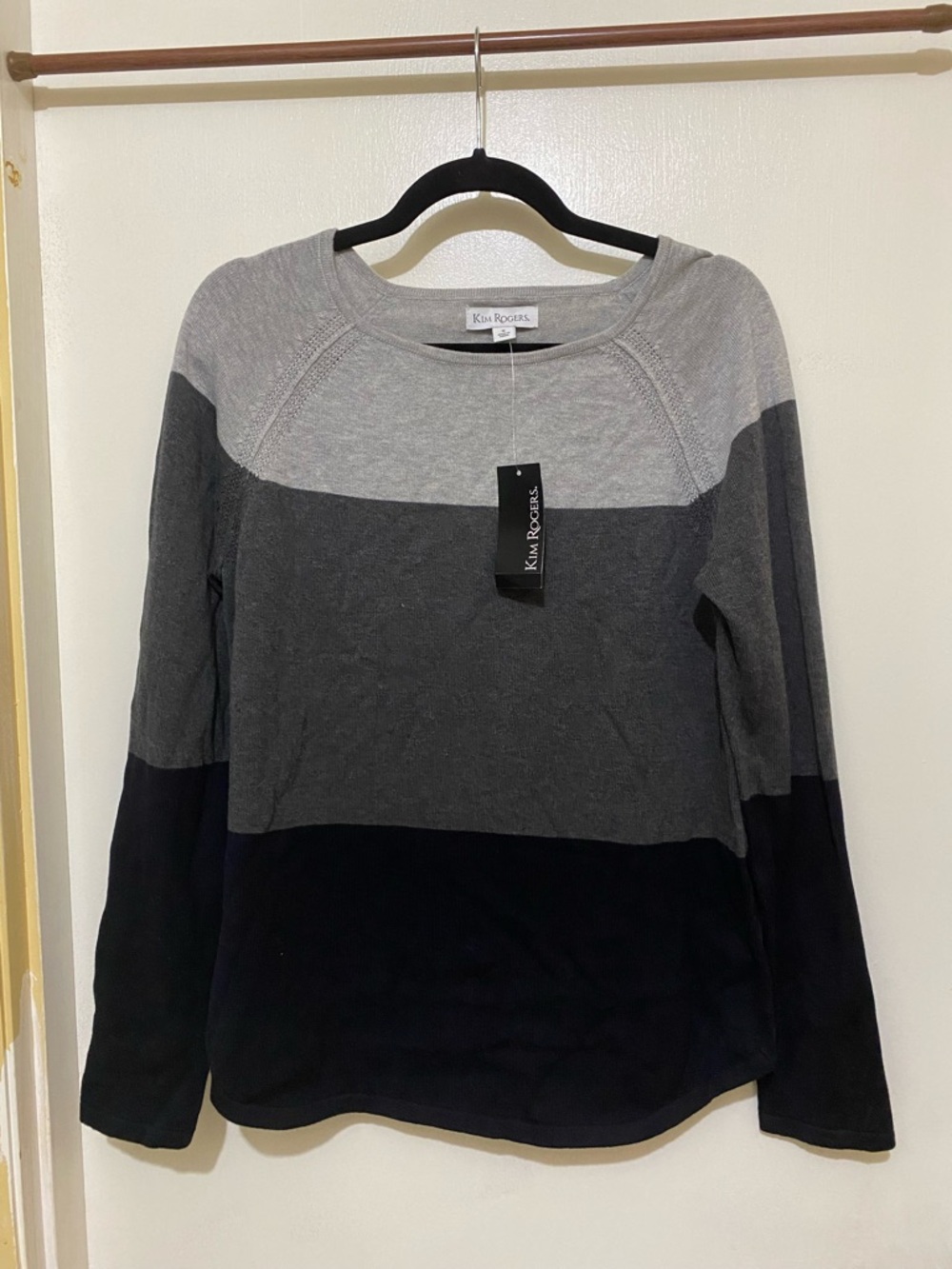 NWT Kim Rogers Colorblock Crewneck Top in Light Gray, Charcoal and Black